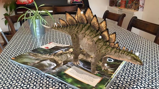 Ultimate Dinosaur Encyclopedia Unknown