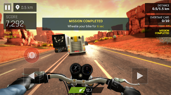 Real Moto Rider MOD APK: Traffic Race (Unlimited Gold/Money) 4