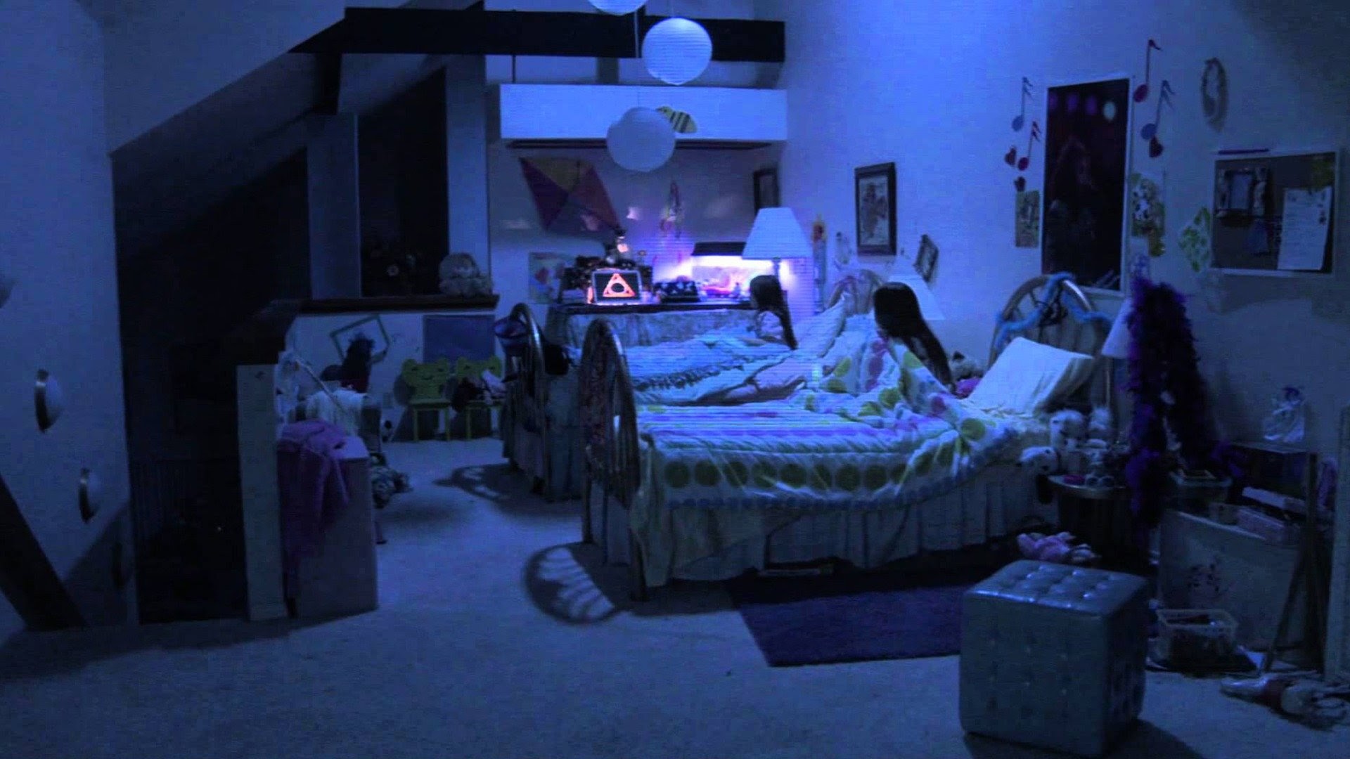 Paranormal activity store 3 online