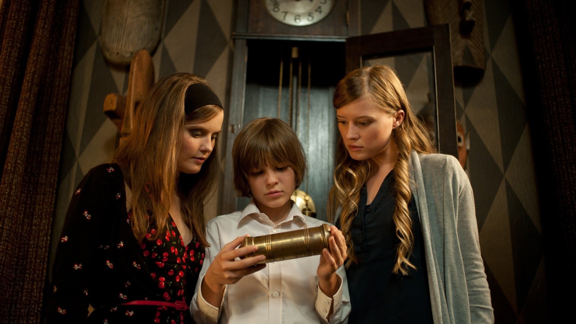 Victor and the secret of crocodile mansion - Movies on Google Play