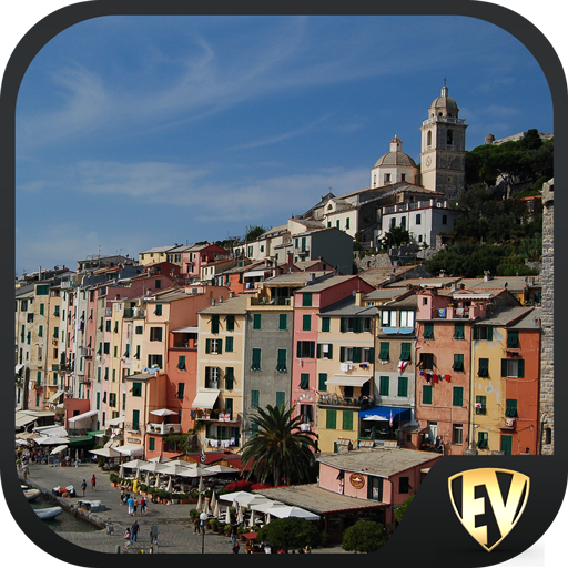 World Famous Markets Travel & logo