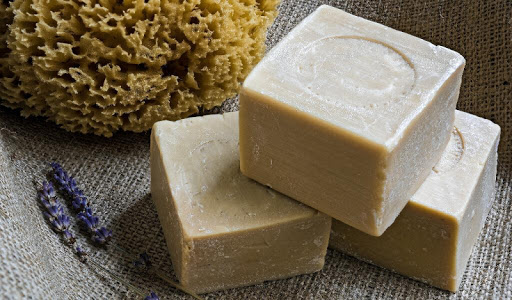 HOW TO MAKE HOMEMADE SOAP Screen 3