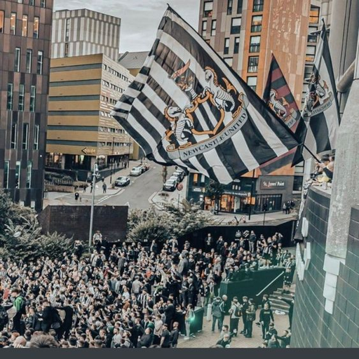 WallpaperNewcastle glows