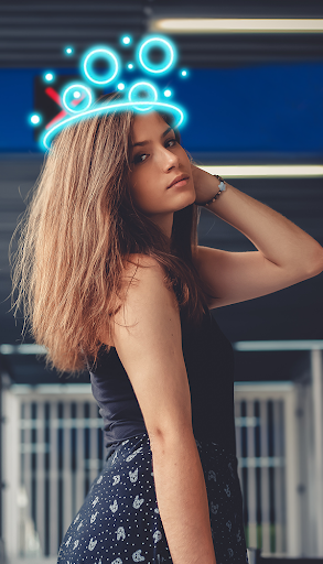 InstaLight Crown Effect  Neon Photo Effect