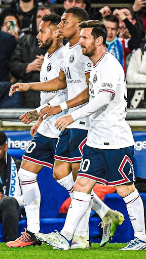 Ronaldo Messi Mbappe Wallpaper Screen 3