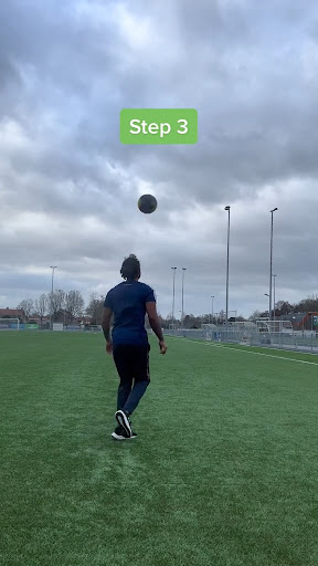 Football Trick Shoot Screen 2