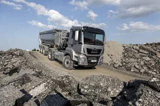 Highway truck Driving Games 3D - Screenshot 3