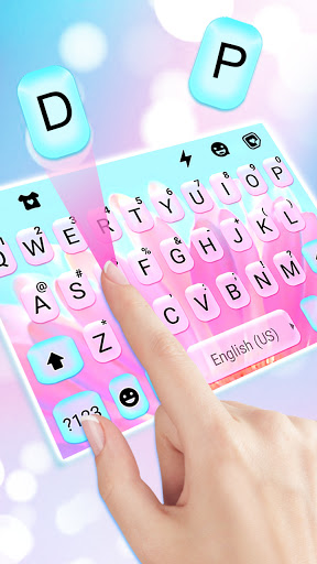 Pink Pedals Keyboard Theme Screen 2