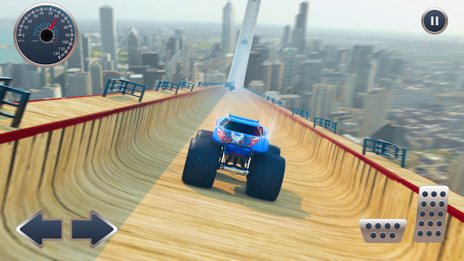 Mega Ramp Monster Truck Racing