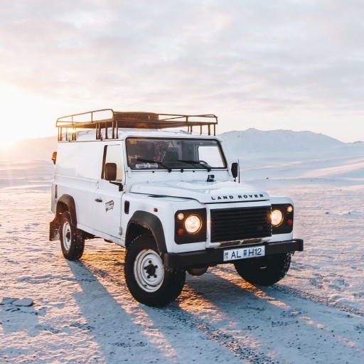 Land Rover Defender Logo