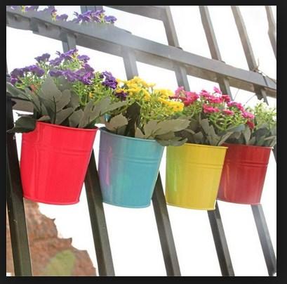 Hanging Pot Flower Design