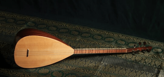 Baglama Instrument