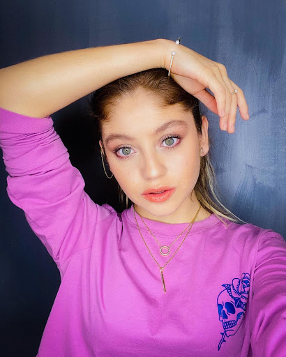 Karol sevilla wallpaper 2020