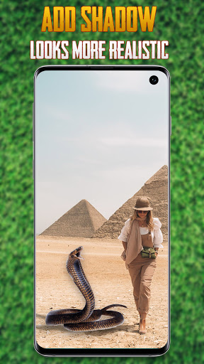 Snake in Photo Camera Prank