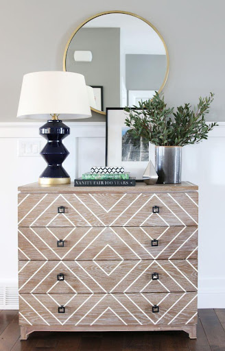 Screenshot of Chest of Drawers