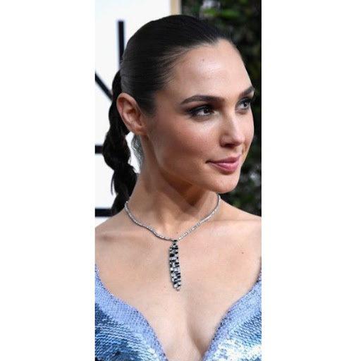 GAL GADOT WALLPAPER