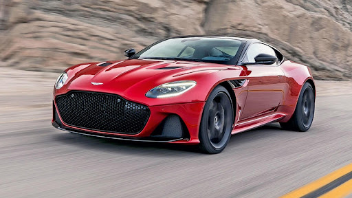 Aston Martin DBS Superleggera Screen 2