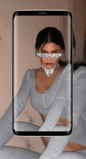 Kylie Jenner PhotoShoot and Wallpaper