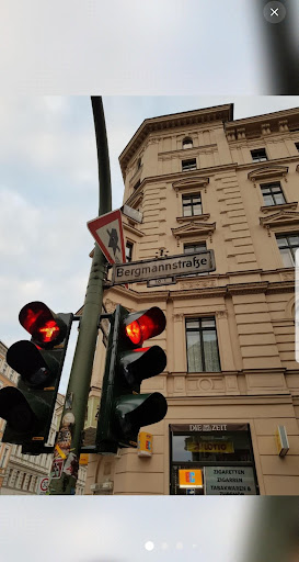 Korkmen of Berlin Screen 3