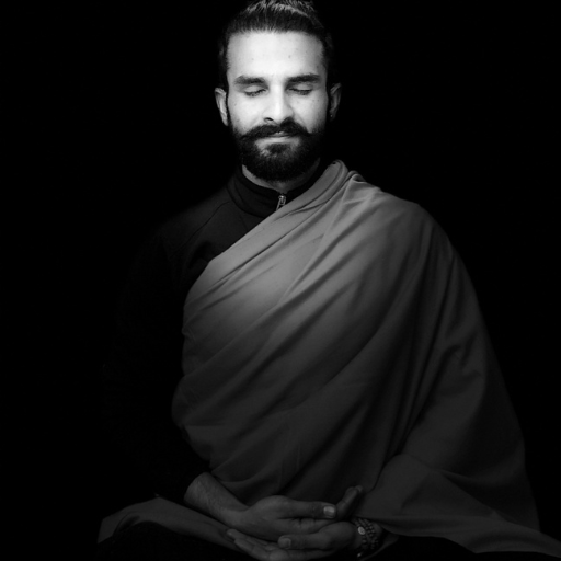Yogi Varunanand logo