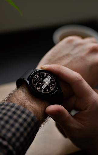 Rose gold modern clock screenshot 4