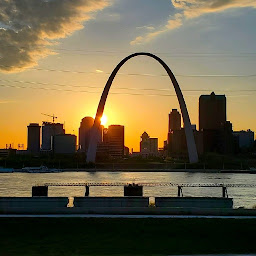 Gateway Arch Wallpapers: Download & Review