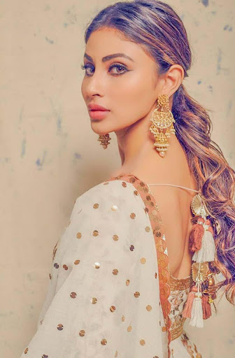 Mouni Roy Wallpapers HD Screen 2
