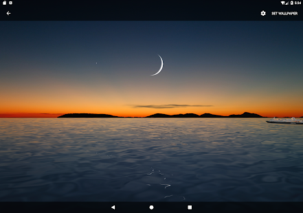 Moon Over Water Live Wallpaper Screenshot